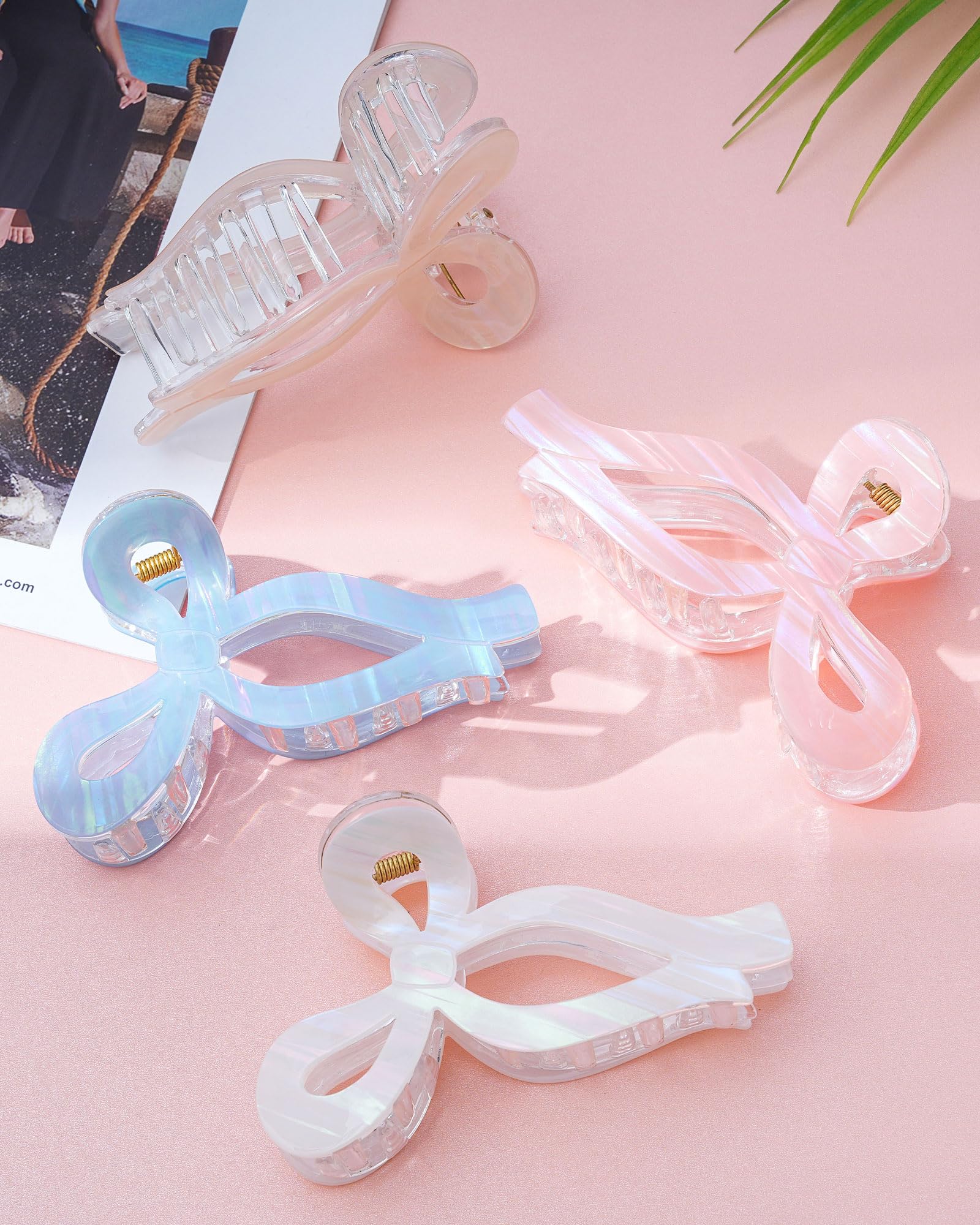 Mesovor bow clip holds thick or thin hair reliably