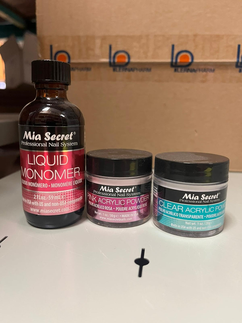 Mia Secret clear acrylic powder provides crystal-clear base for versatile designs.