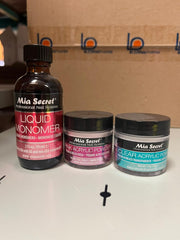 Mia Secret clear acrylic powder provides crystal-clear base for versatile designs.