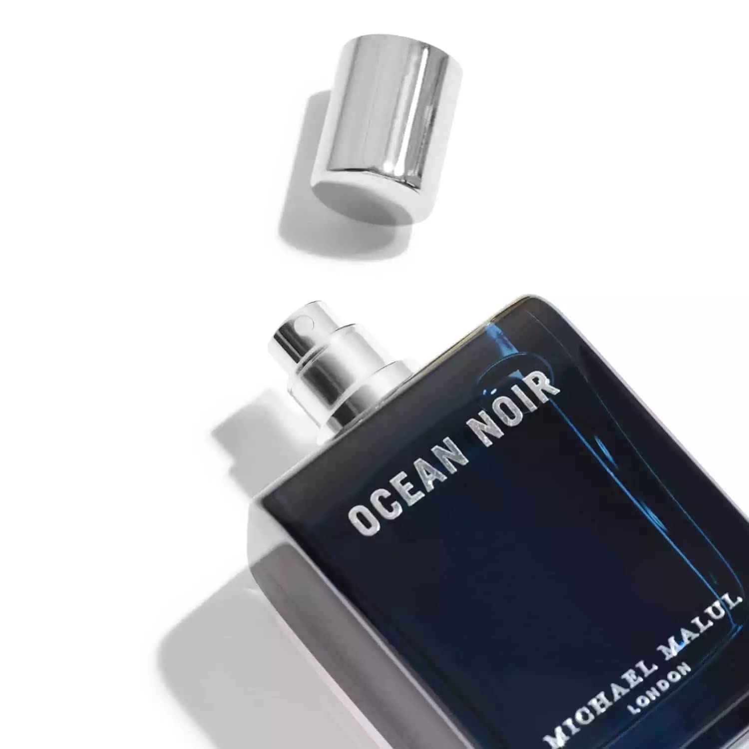 Michael Malul Ocean Noir note closeup reveals top notes like marine mist.