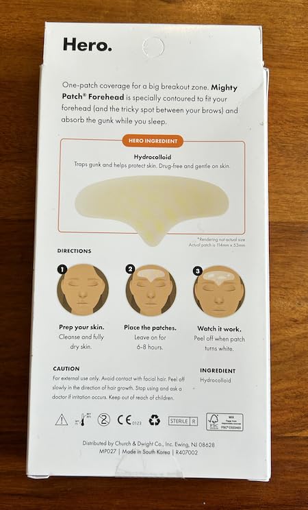 Mighty Patch Forehead absorbs excess oil, helping reduce forehead shine.