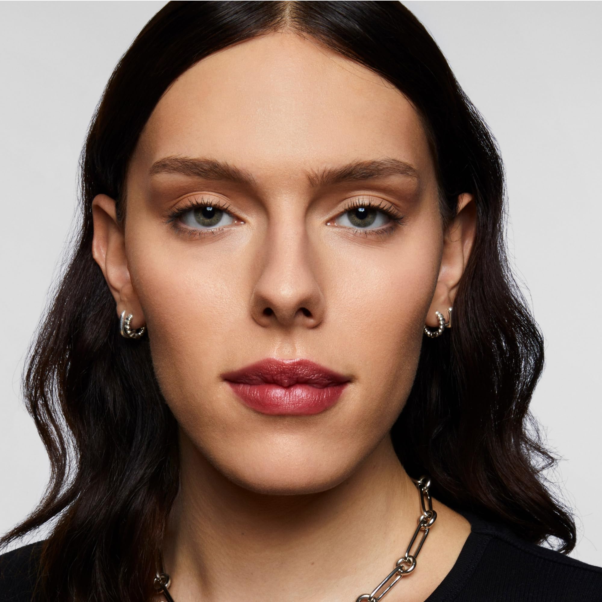 Milk Makeup Pore Eclipse 16-hour hold preview on skin