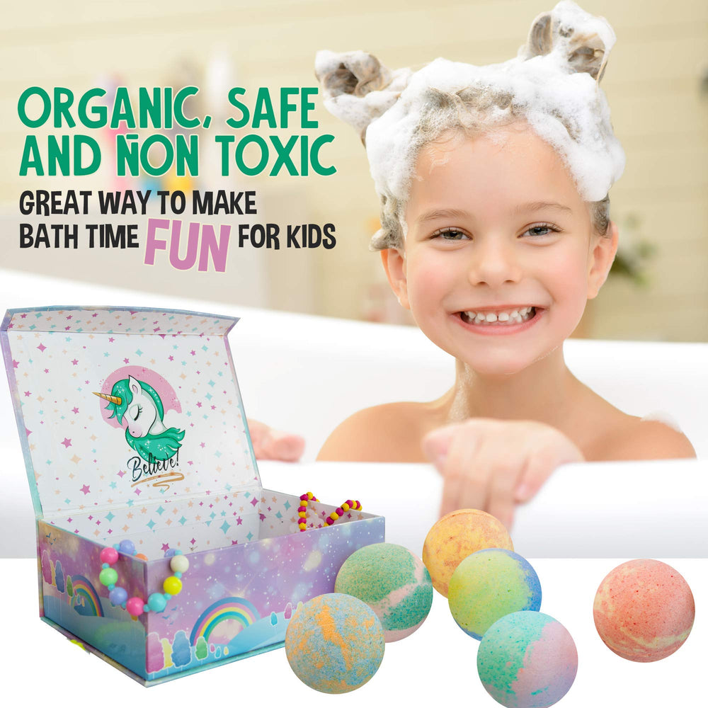 Mineral Me California kid-friendly scents like Blueberry and Strawberry enhance bath time.