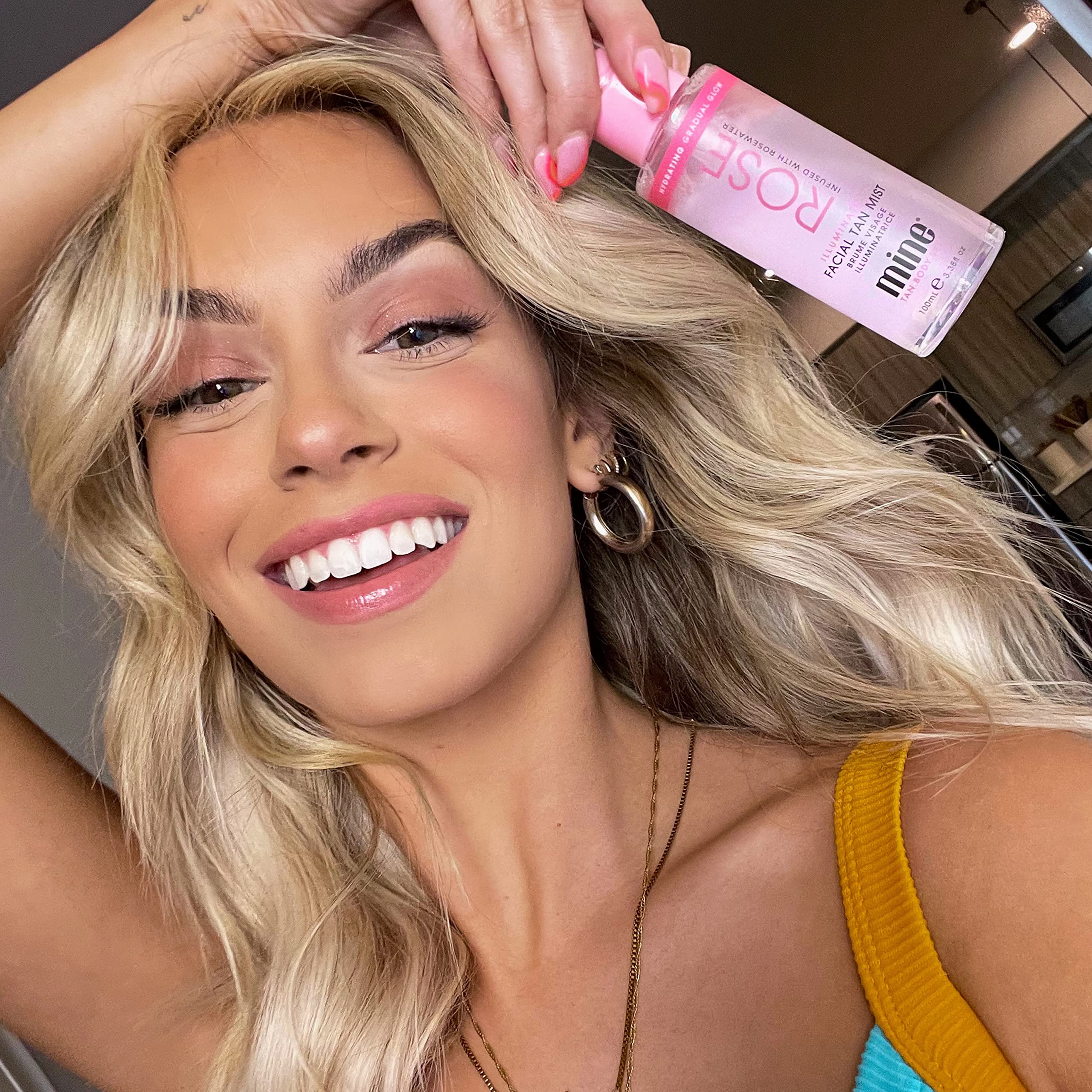 MINETAN ROSE FACE TAN MIST is designed for facial use to extend your tan.