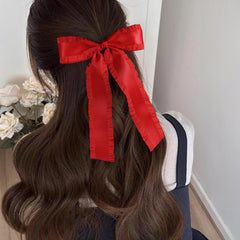Miroksh durable alligator clip on back provides secure hold for active kids