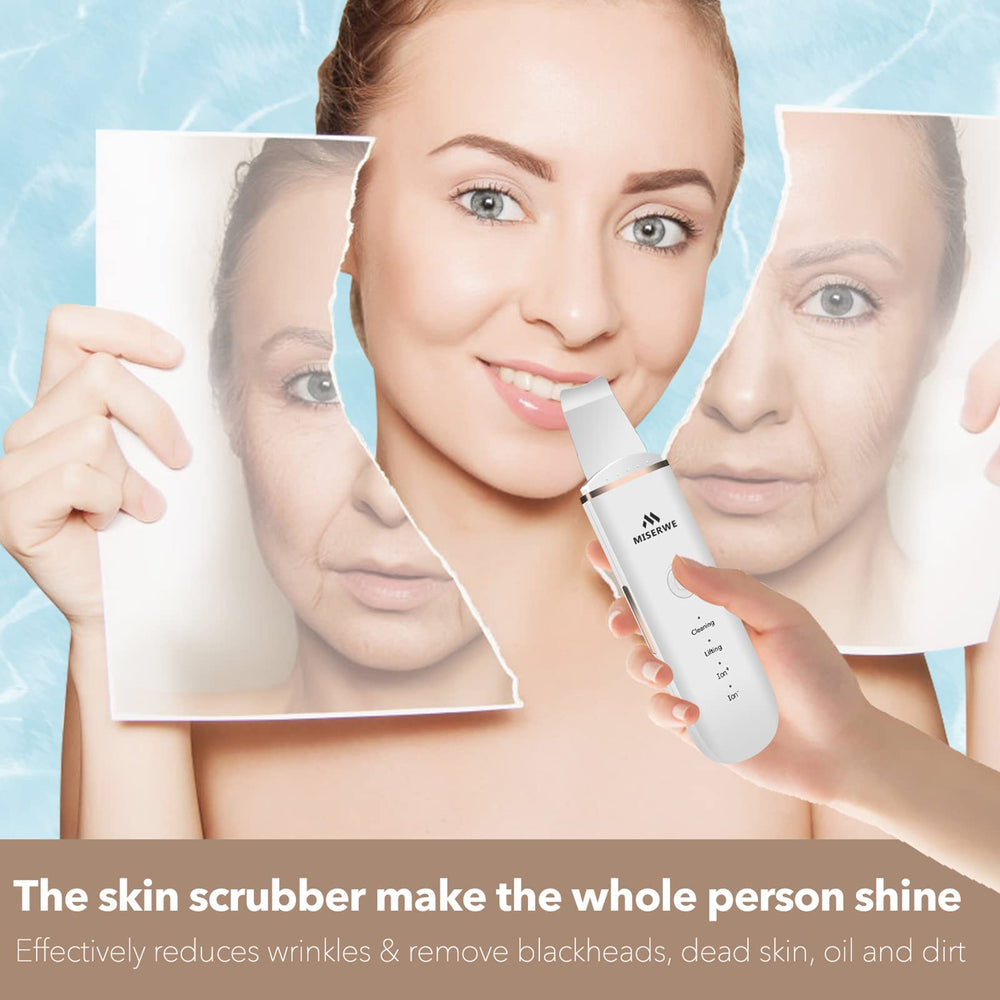 MISERWE Skin Scrubber in hand demonstrates ergonomic grip for precise movements