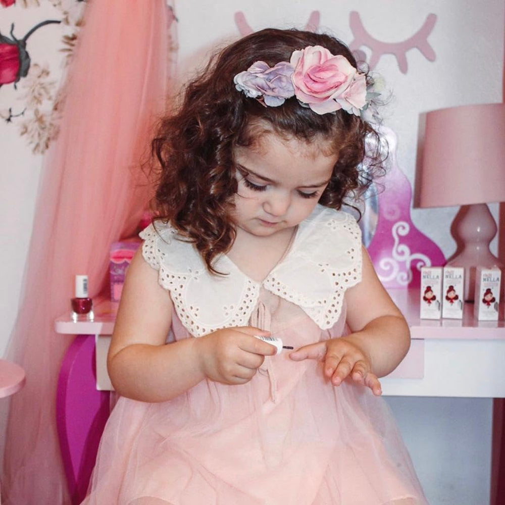 MISS NELLA Confetti Clouds color mix with bright shades for birthday parties