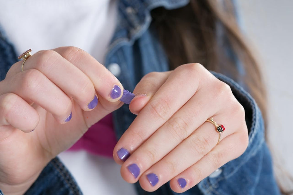 MISS NELLA Sweet Lavender color swatches show vibrant options.