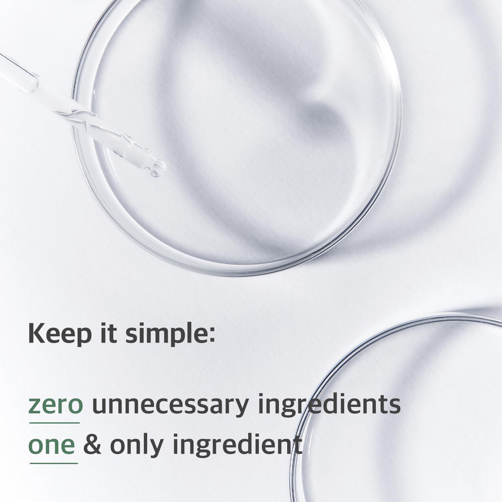 Mixsoon Galactomyces Ferment Essence pump enables easy application and quick absorption.