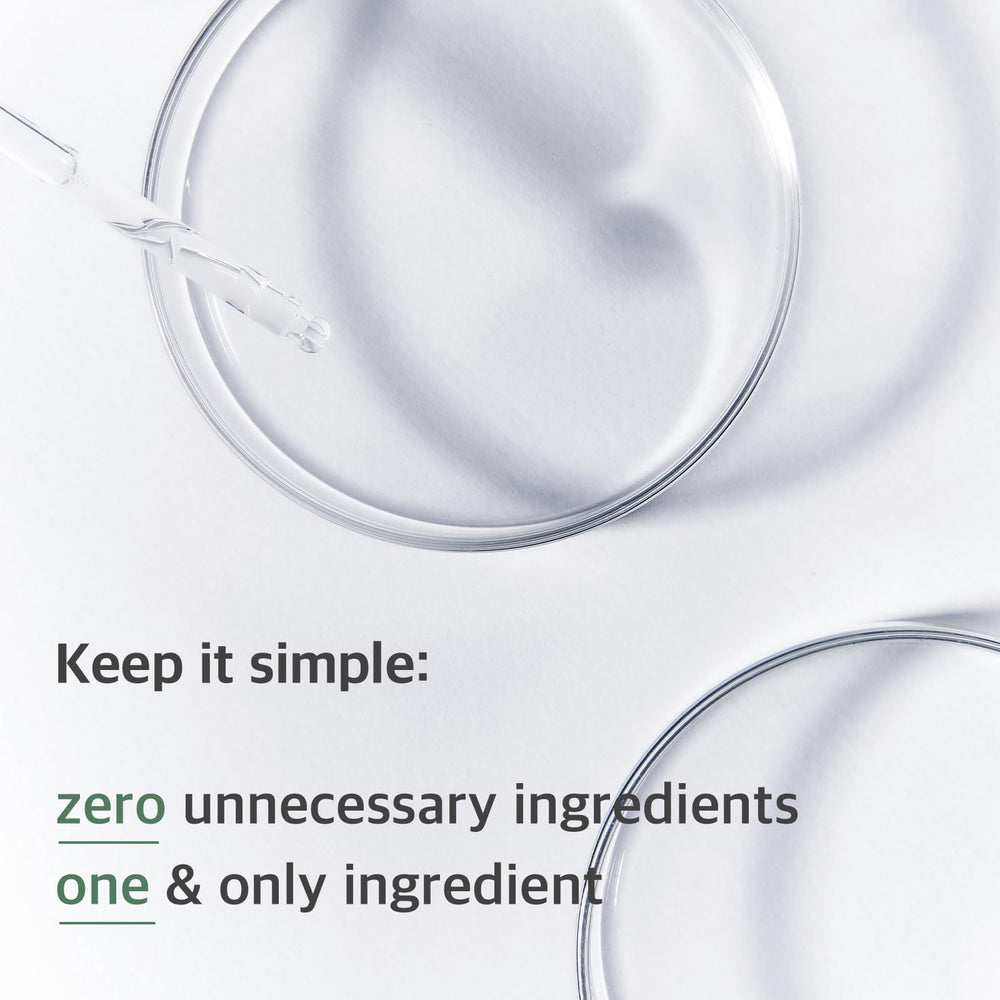 Mixsoon Galactomyces Ferment Essence pump enables easy application and quick absorption.