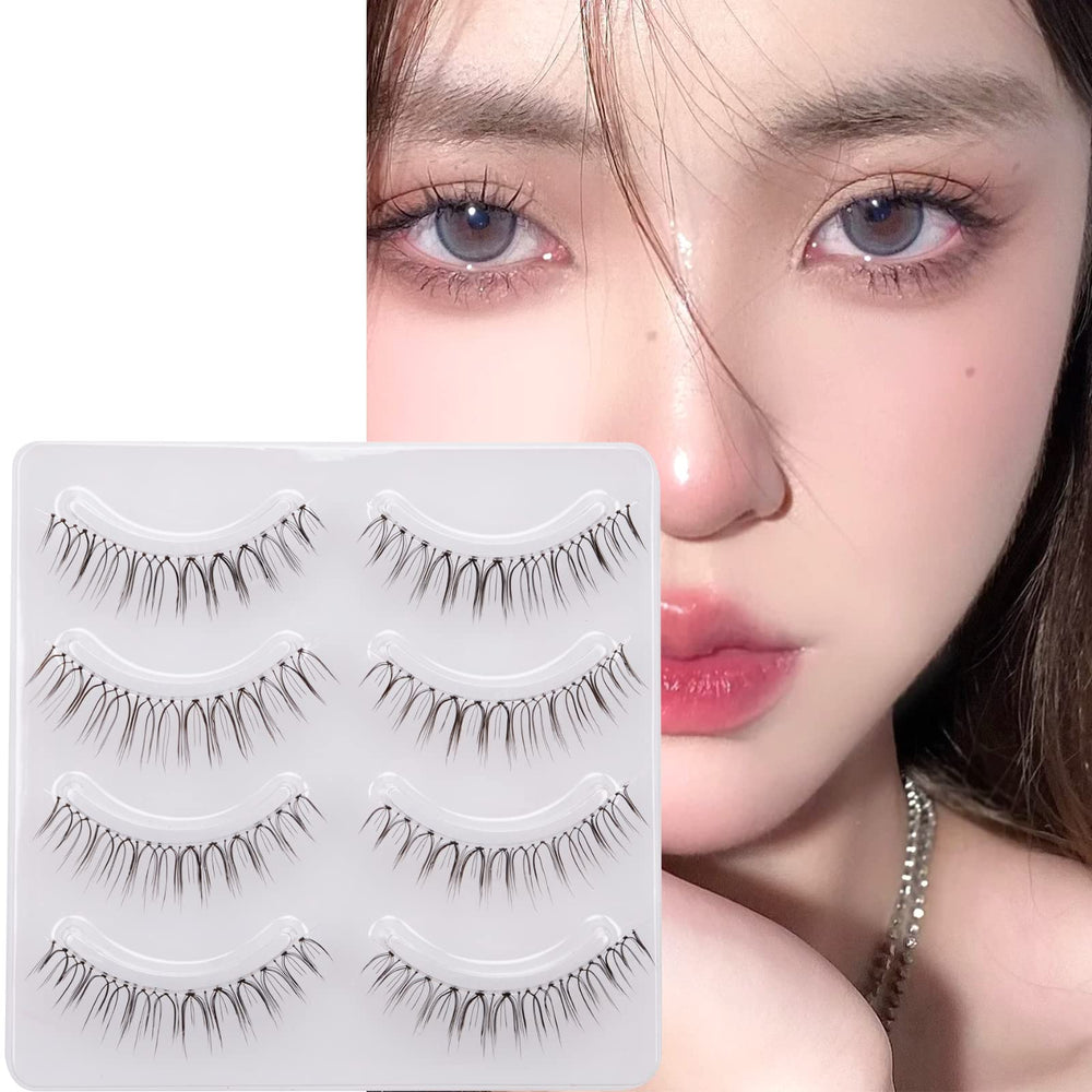 Miz Barn lashes 6-10mm strip demonstrates natural volume with discreet clear band.