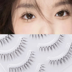 Miz Barn Daily Natural Look Lashes close-up of clear band showing lightweight comfort.