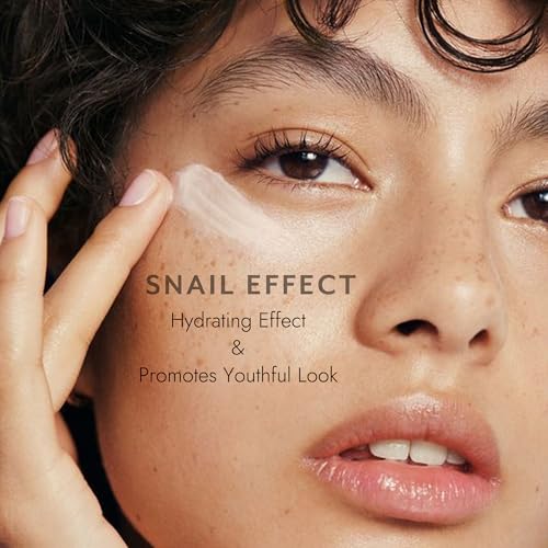 MIZON Snail Line Eye Cream texture close-up shows lightweight, non-greasy finish.