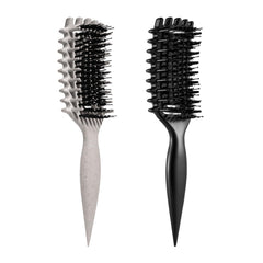 MMBVSZ Candybrush ergonomic handle enables quick detangling and shaping of curls