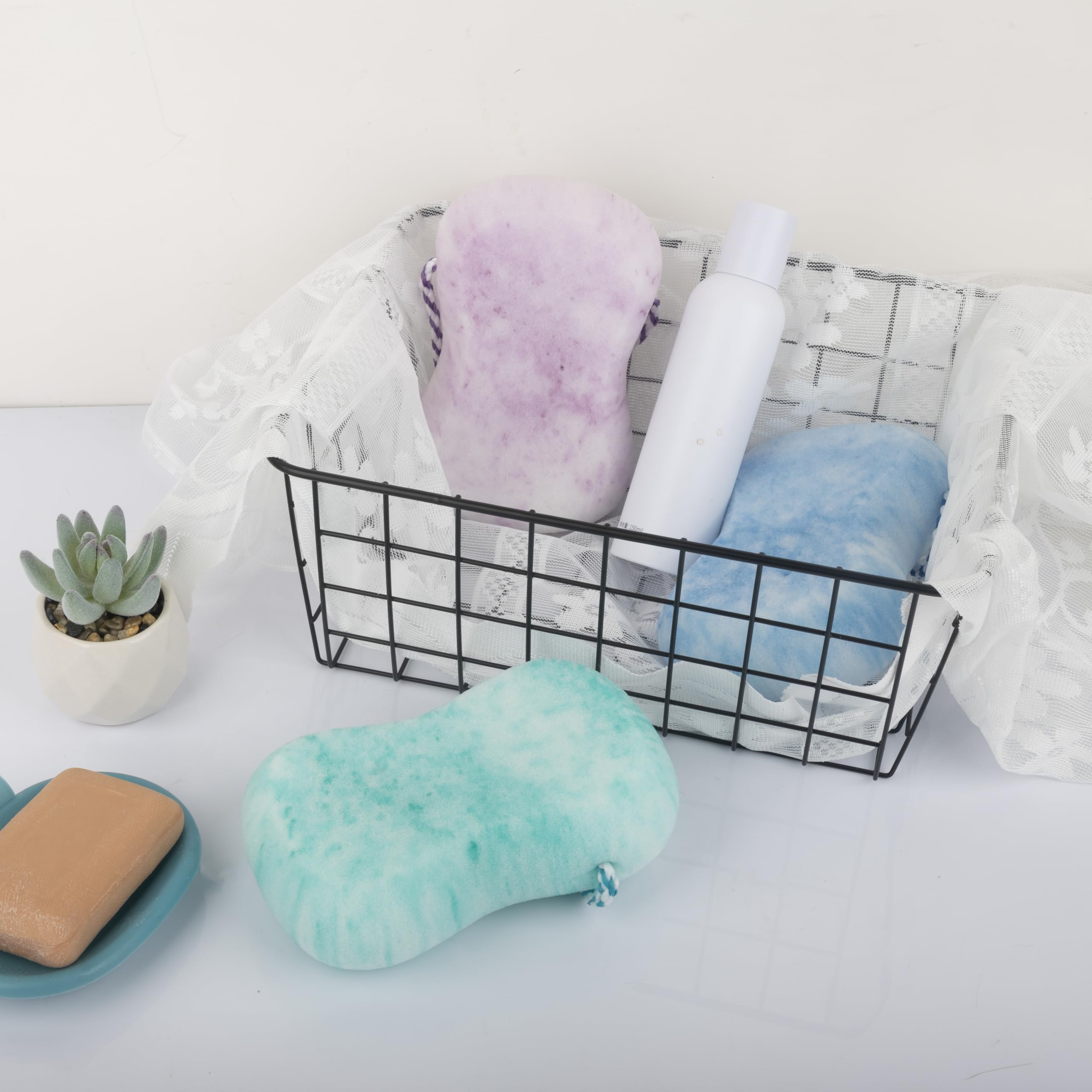 MMGGFQ sponge-hanging-dry shows quick-drying design for tidy, reusable use.