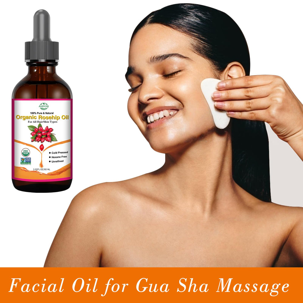 MMPANG Rosehip Oil texture on skin shows fast-absorbing hydration