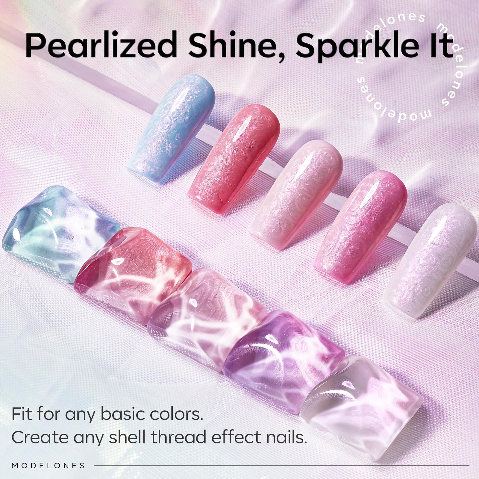 Modelones Pearl Gel Top Coat sobre uñas, efecto perlado que intensifica el brillo y la durabilidad.