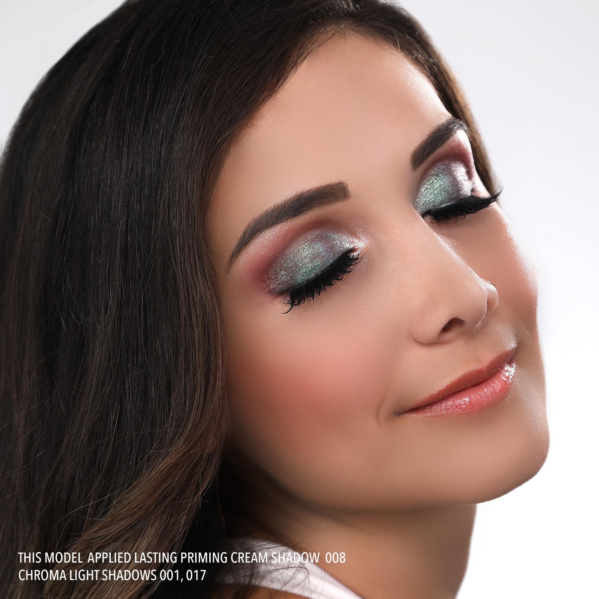 Moira Chroma Light Shadow Lilac Love metallic-finish close-up with micro-glitter