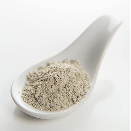 Molivera Organics bentonite clay bottle showing deep cleansing action.
