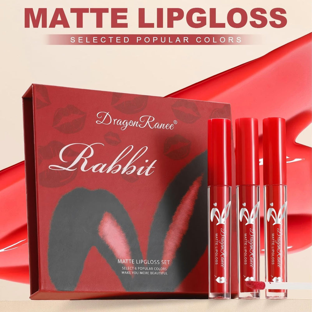 MooGlamor lip applicator closeup highlights smooth swipe and precise color payoff.