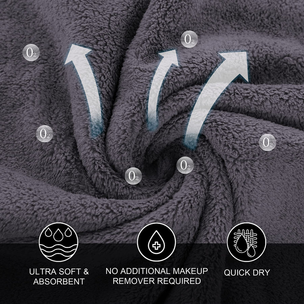 MOONQUEEN packaging and storage in cosmetic bag keeps cloths dry.