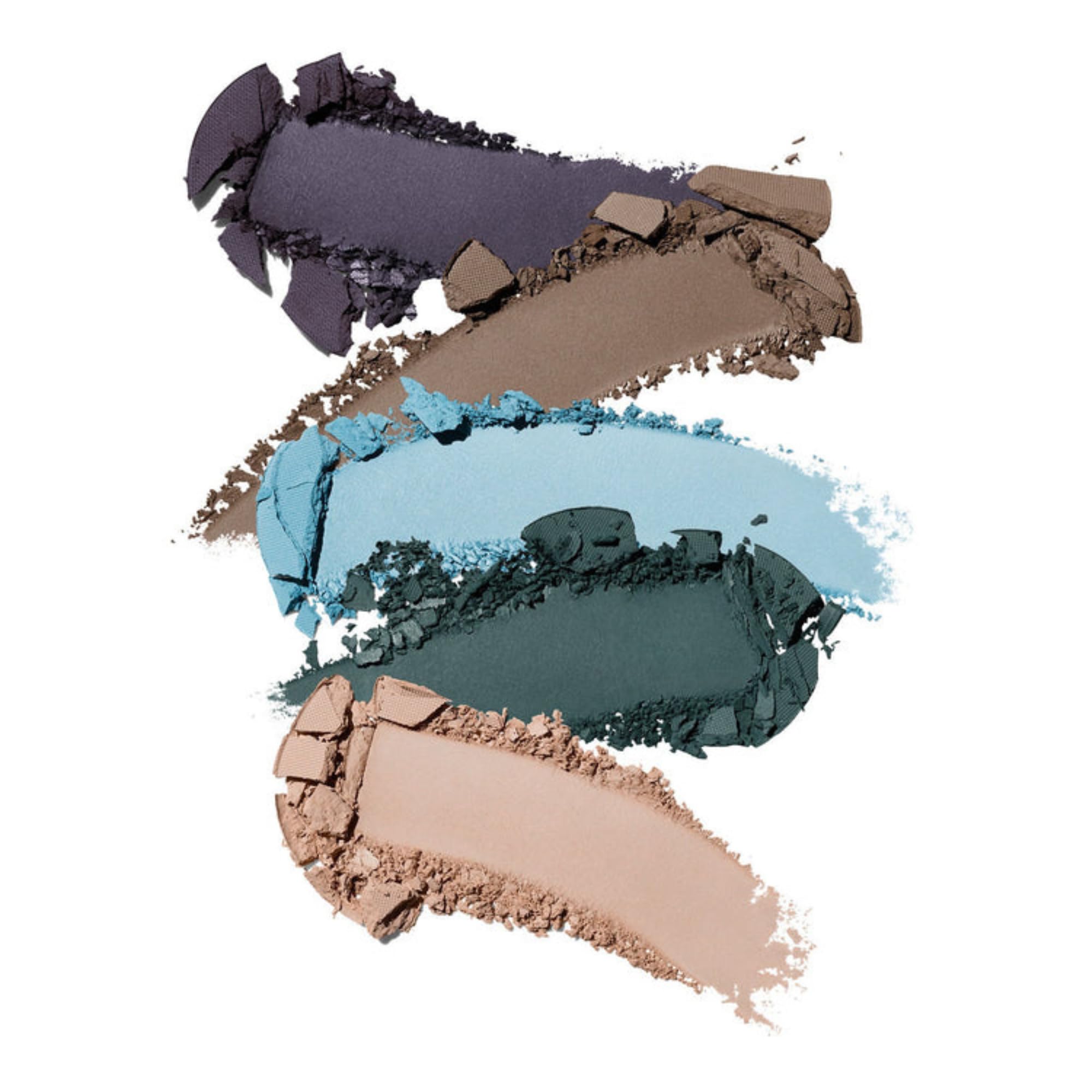 Applying with brushes, Morphe 9C delivers buildable depth and soft transitions.