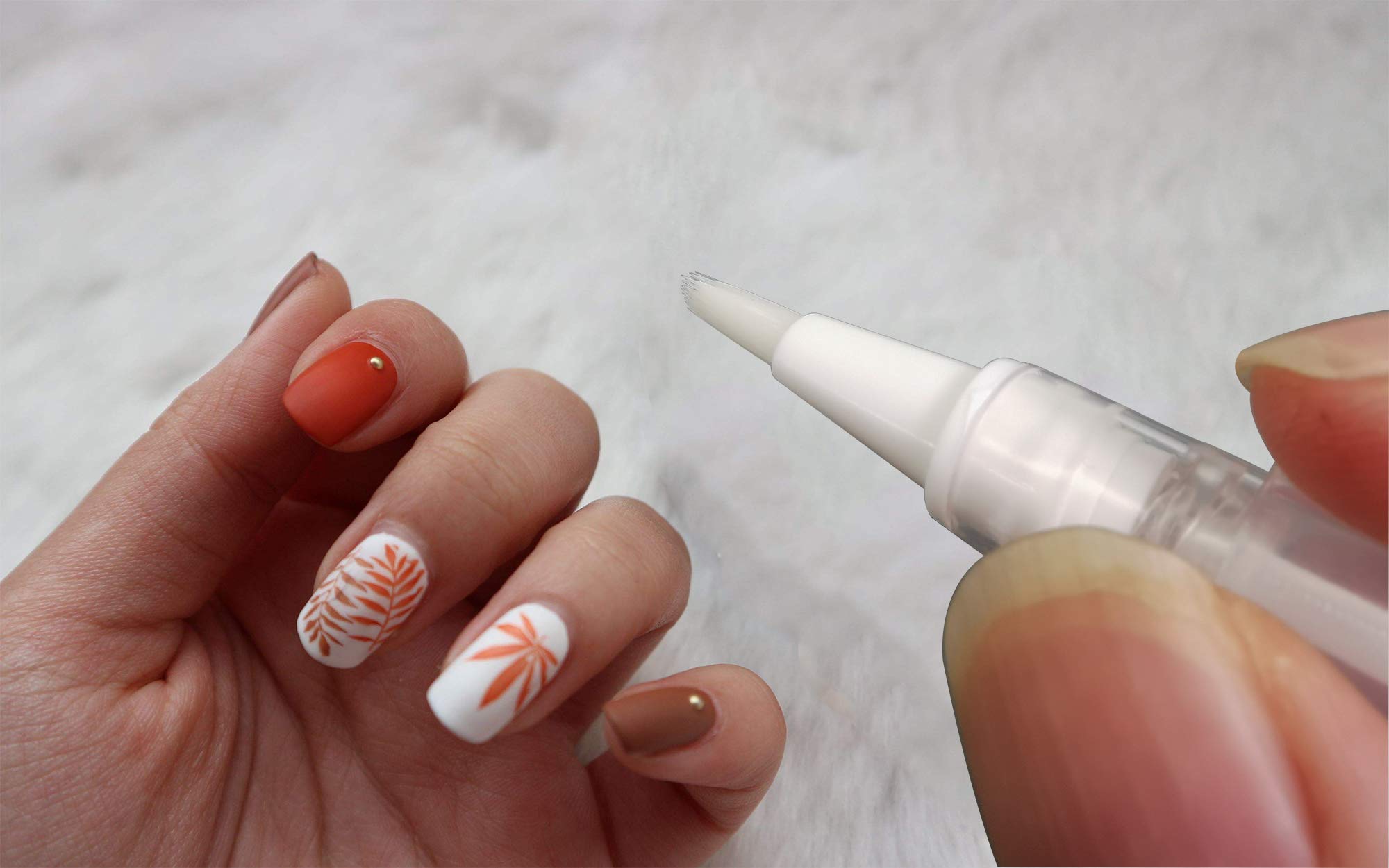 MOTYYA empty lip gloss pen with brush tip for smooth application.