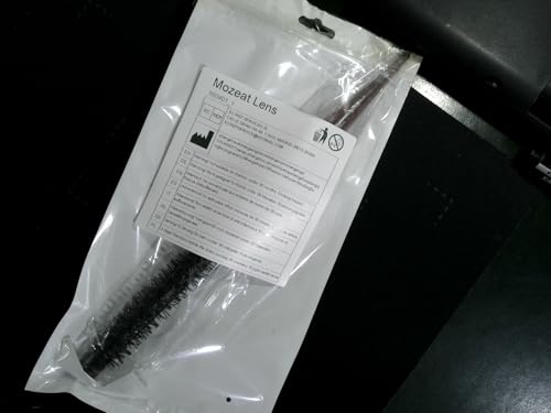 Mozeat Lens packaging image showing the brush ready for sale