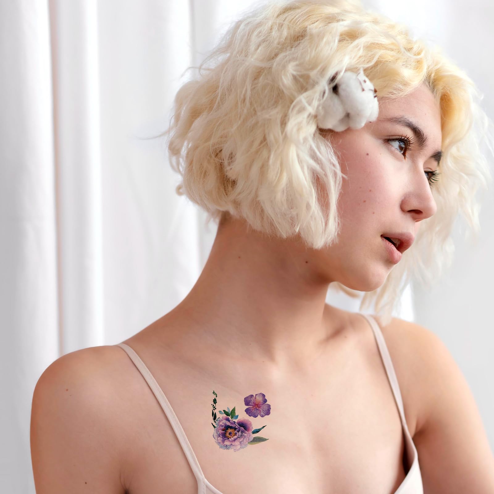 Mozeat Lens waterproof-tattoo-application demonstrates quick wear transfer