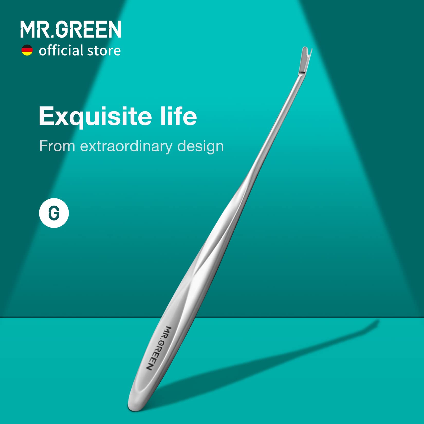 MR.GREEN Cuticle Pusher shows V-shaped opening for precise cuticle removal.