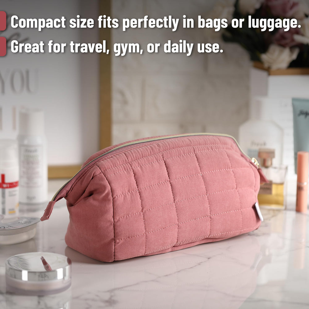 Ms. Pen flat-lay with essentials demonstrates travel-ready organization.