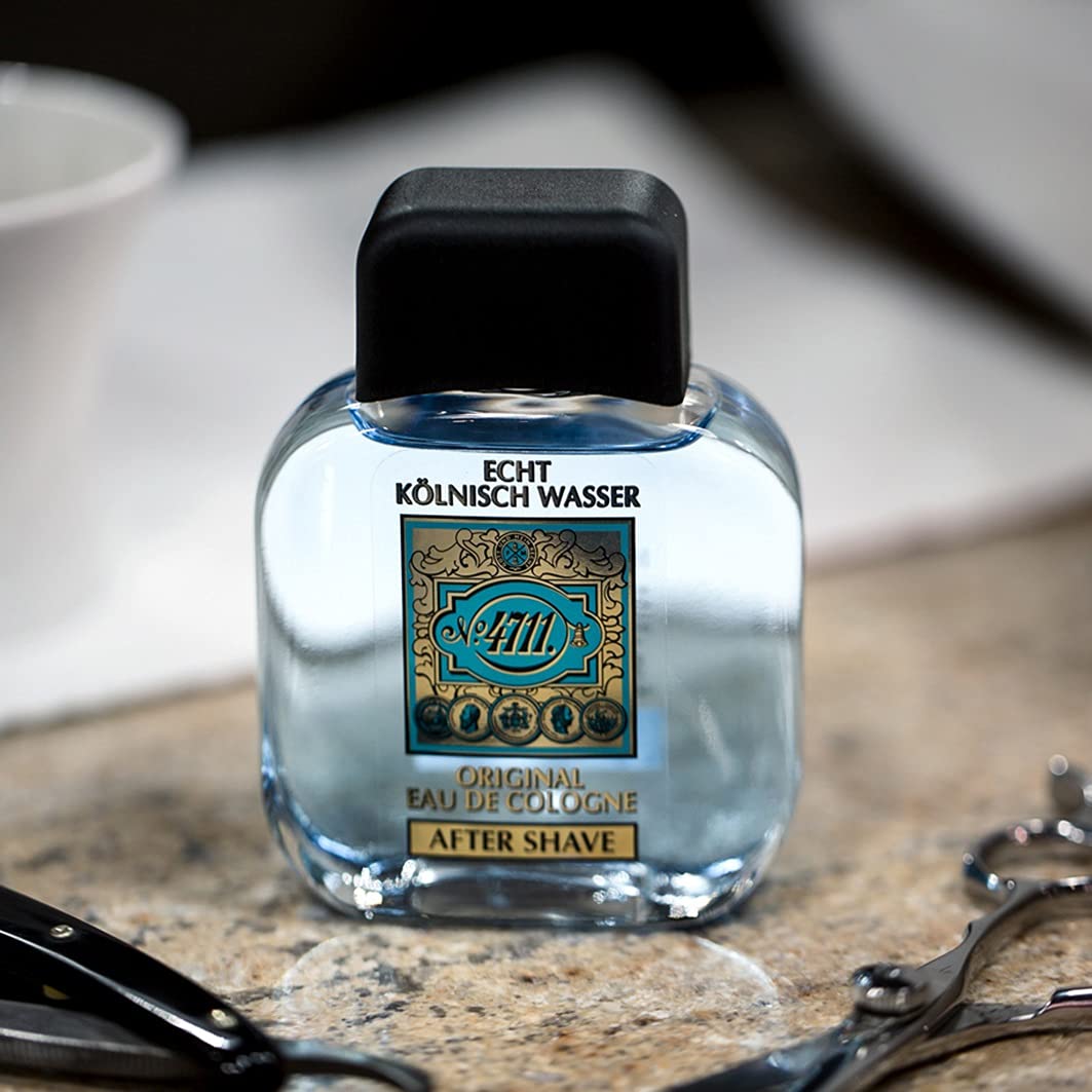 Muelhens aftershave splash application for quick refreshing ritual