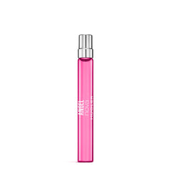 Mugler Angel Nova bottle close-up showing a long-lasting fragrance profile.