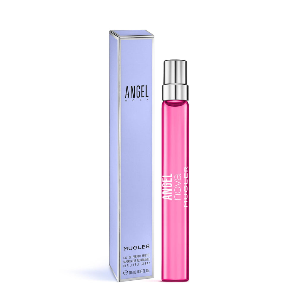 Mugler Angel Nova spray application demonstrates easy daily wear.