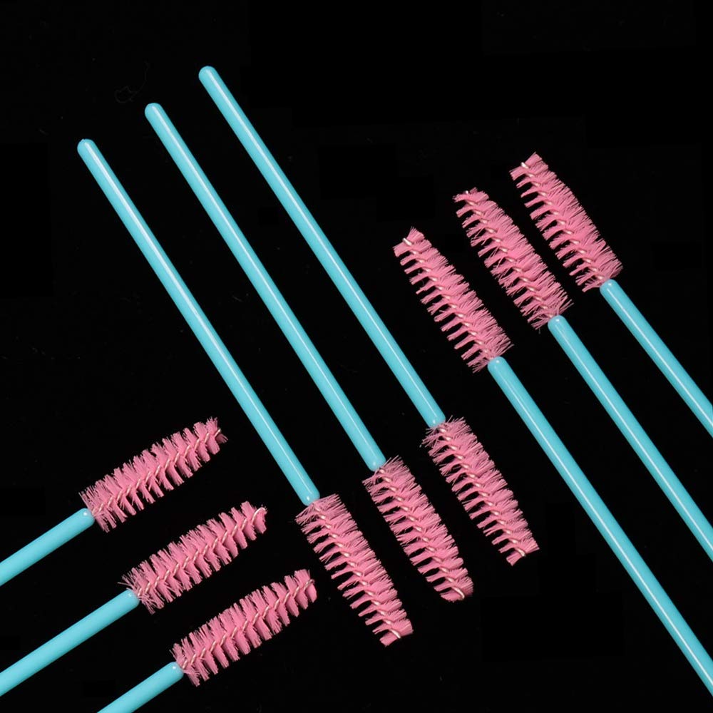 myaokue-up disposable mascara wands 300-pack packaging shows quantity for bulk use.