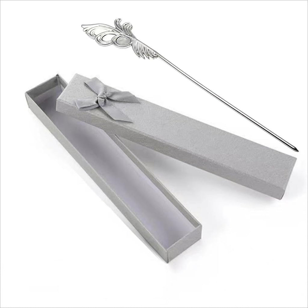 MYAYD closeup detail focuses on alloy craftsmanship and faithful Maomao cosplay design.