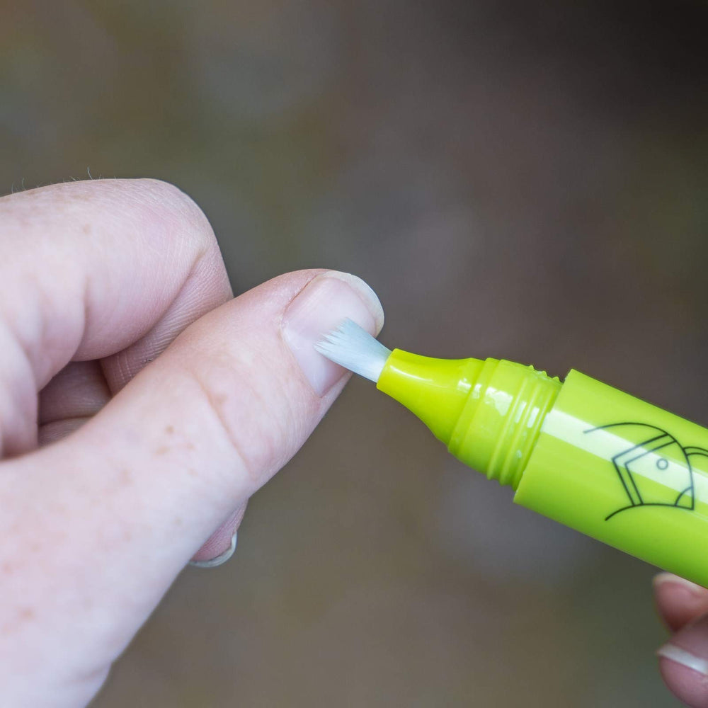 Nail Quail Strong Will ingredients include organic aloe, eucalyptus, and ginger.