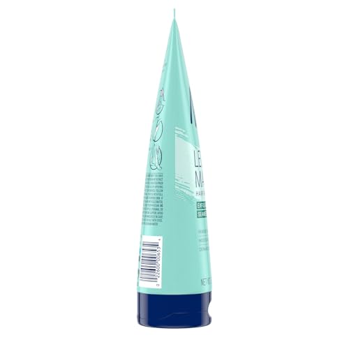 Nair Leg Mask spread over skin shows smooth, even layer