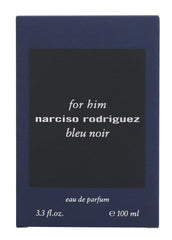 Narciso-Rodriguez Bleu Noir spray application captures bold evening versatility.