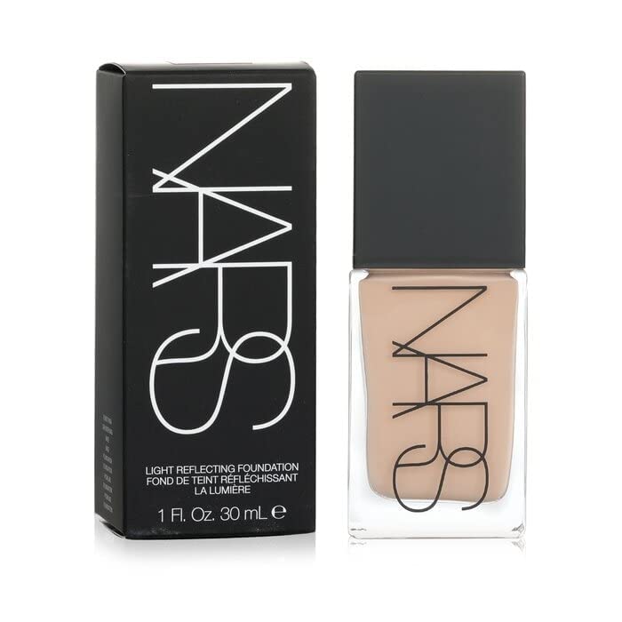 NARS Light Reflecting Foundation L2 Mont Blanc swatch on skin demonstrates light coverage for a seamless glow.