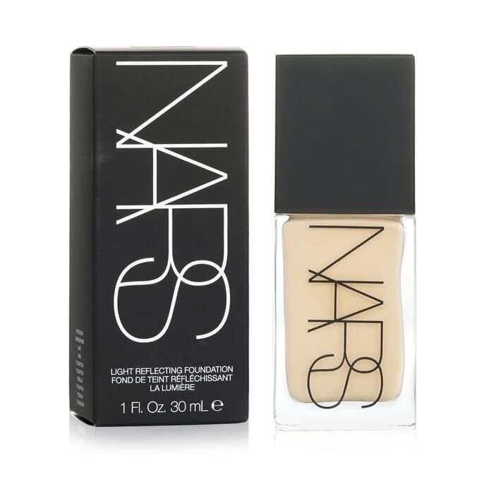 NARS Light Reflecting Foundation L3 Gobi dispense shows smooth, even application