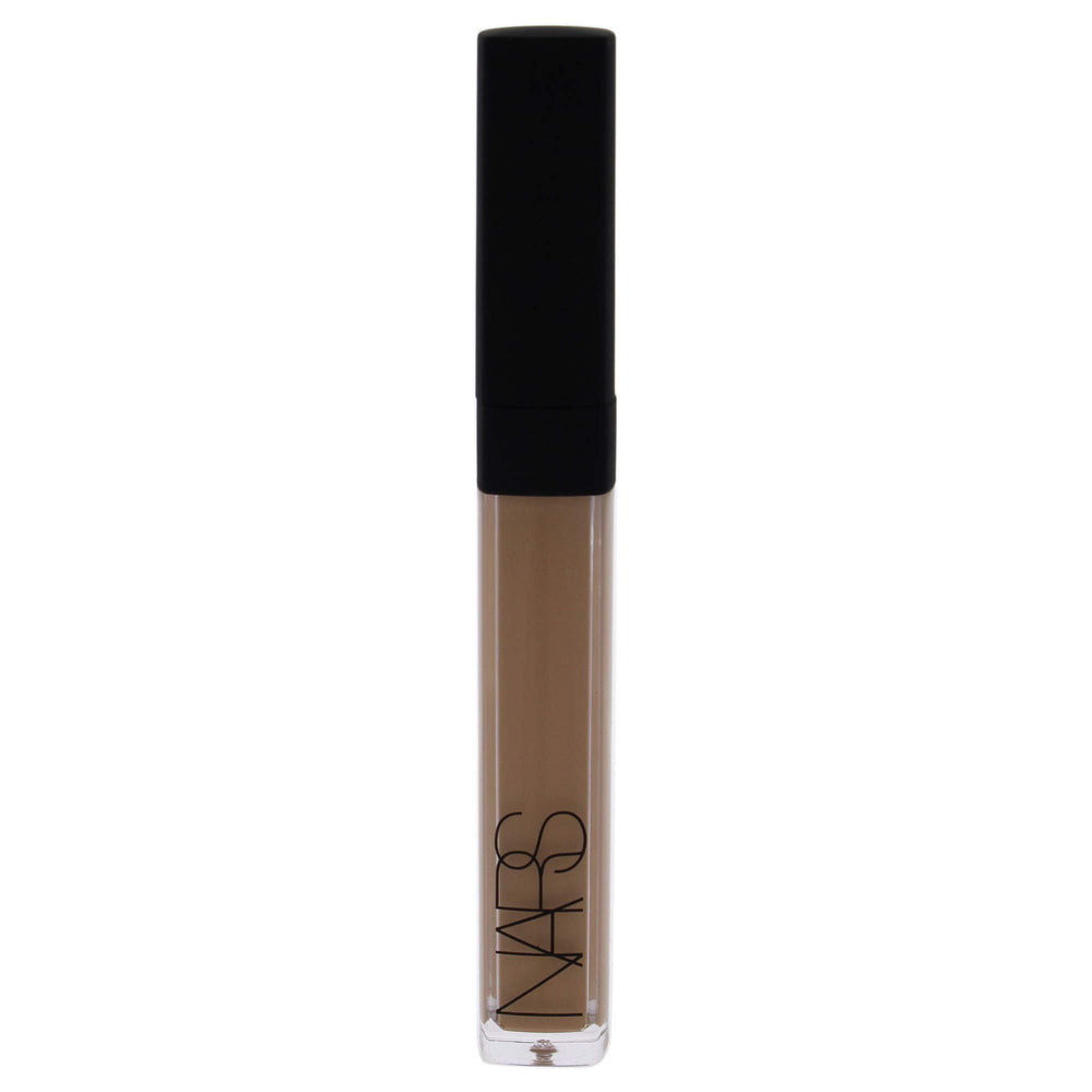 NARS concealer No.1.5 Macadamia with easy-dispense cap for precise under-eye correction.