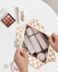 Narwey toiletries bag with handle for easy travel organization.
