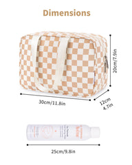 Narwey water-resistant fabric protecting contents during travel.