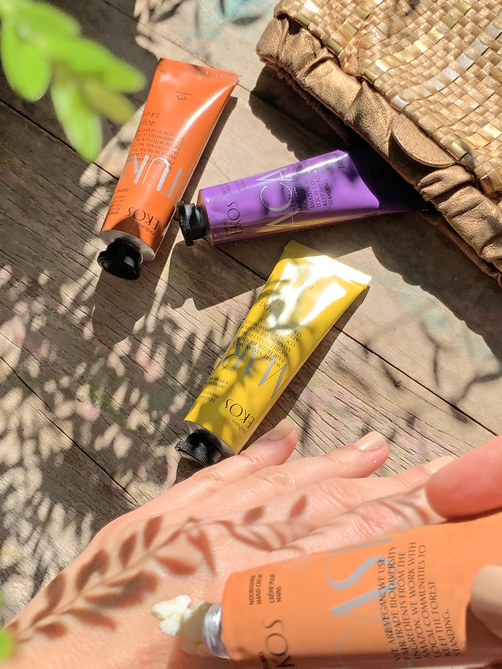 Natura Maracujá oil-rich cream delivers instant hydration without grease.