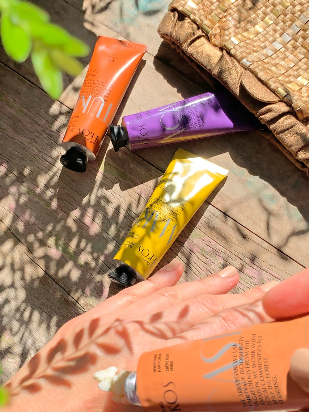 Natura Maracujá oil-rich cream delivers instant hydration without grease.