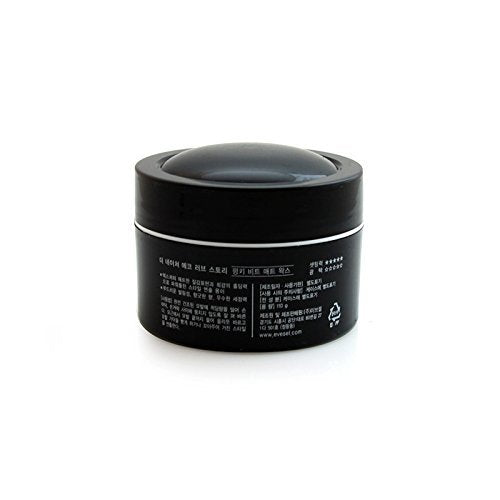 Nature Funky Beats short hair hold demonstrates matte control for versatile looks.
