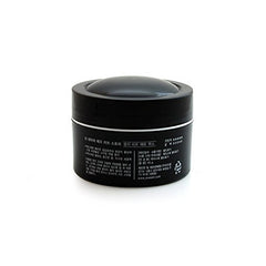 Nature Funky Beats short hair hold demonstrates matte control for versatile looks.