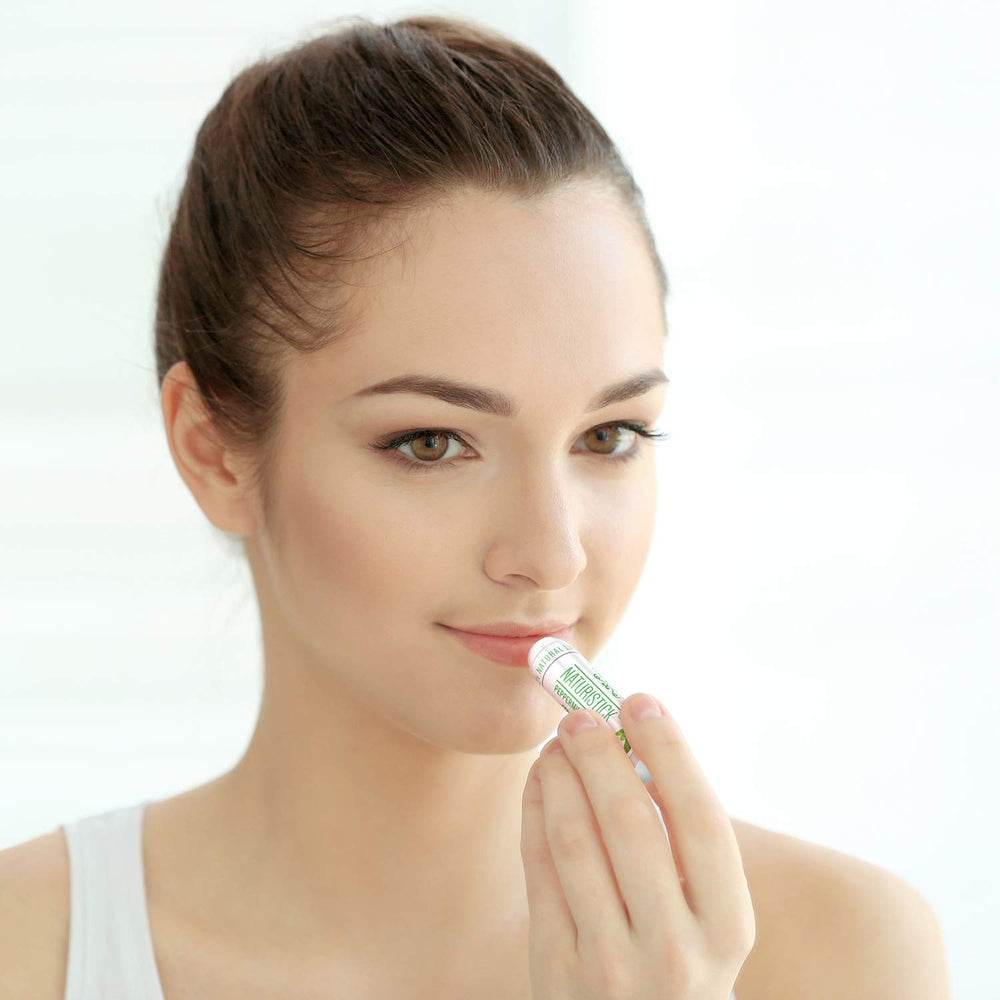 Naturistick green tea lip balm scent during use delivers clean ingredients and nourishment.