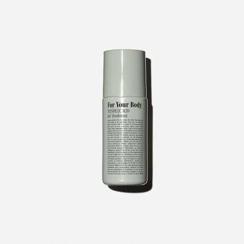 Nécessaire Deodorant Gel Eucalyptus underarm application shows quick-dry, mess-free use.